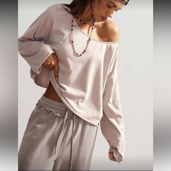 Tops - Bohemian Off-Shoulder Top